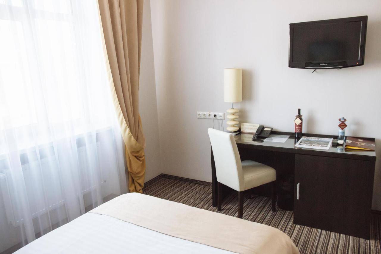 Hotel Optima Sumy Exterior foto